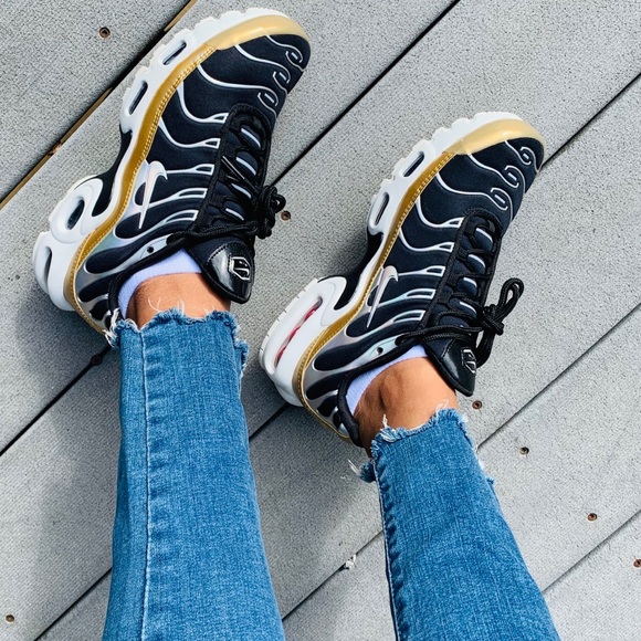 Nike Air Max Plus - Picture 8 of 9